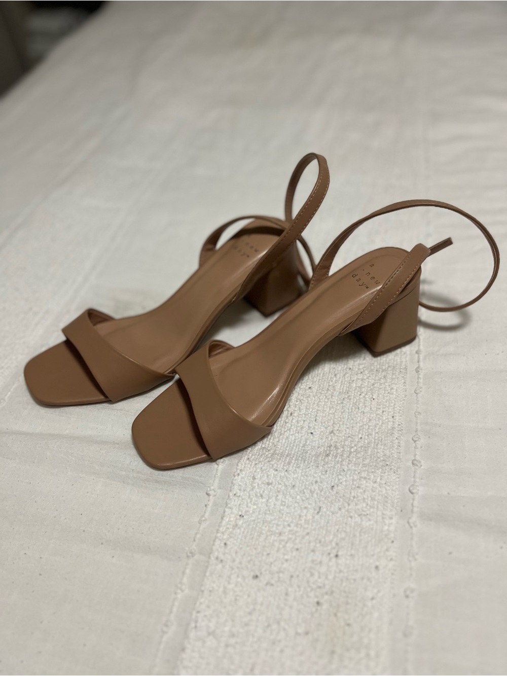 Women's Tan Heels size 8.5